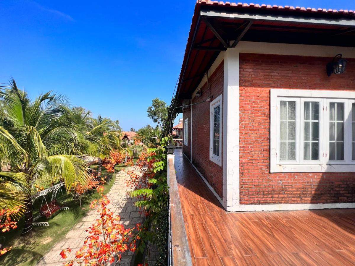 Garden Phu Quoc Hotel Exterior photo